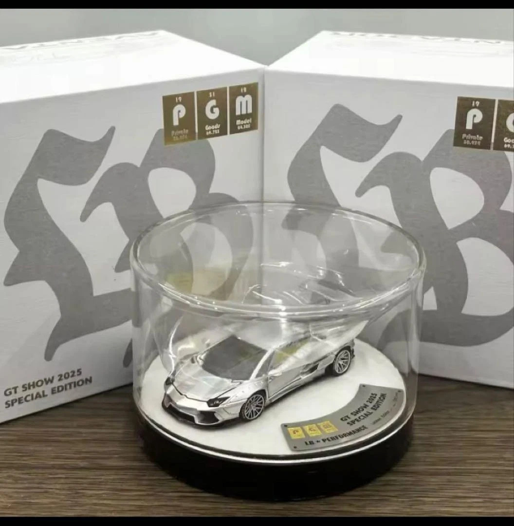 PGM 1:64 LBWK Lamborghini Aventador Grigio Antares 2025 GT SHOW