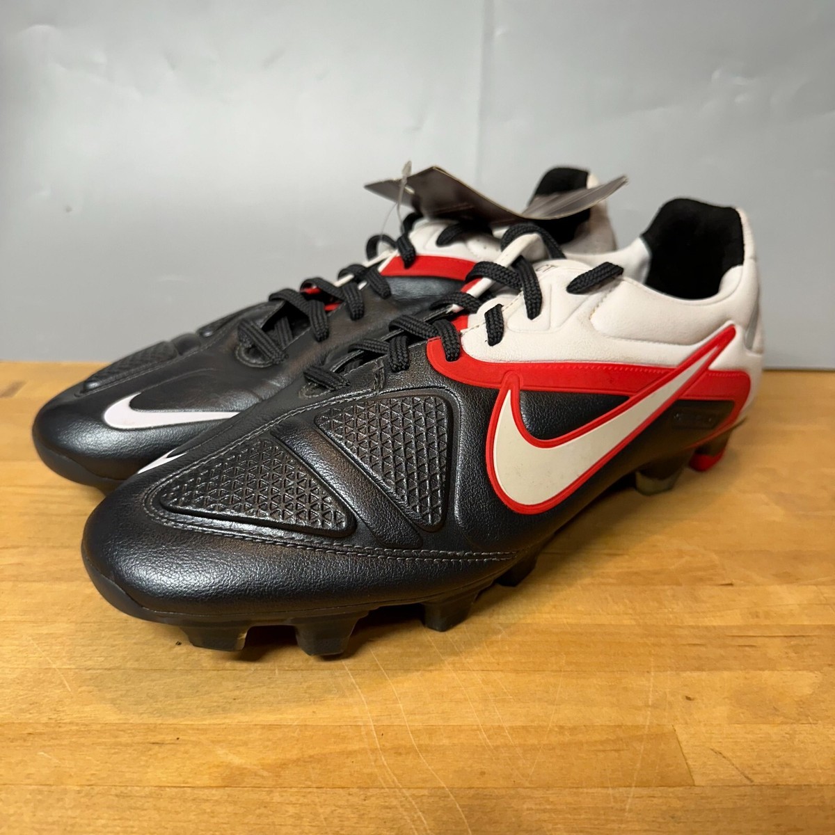 Nike CTR360 Maestri II Elite FG Soccer Cleats Shoes Red US 9 Rare