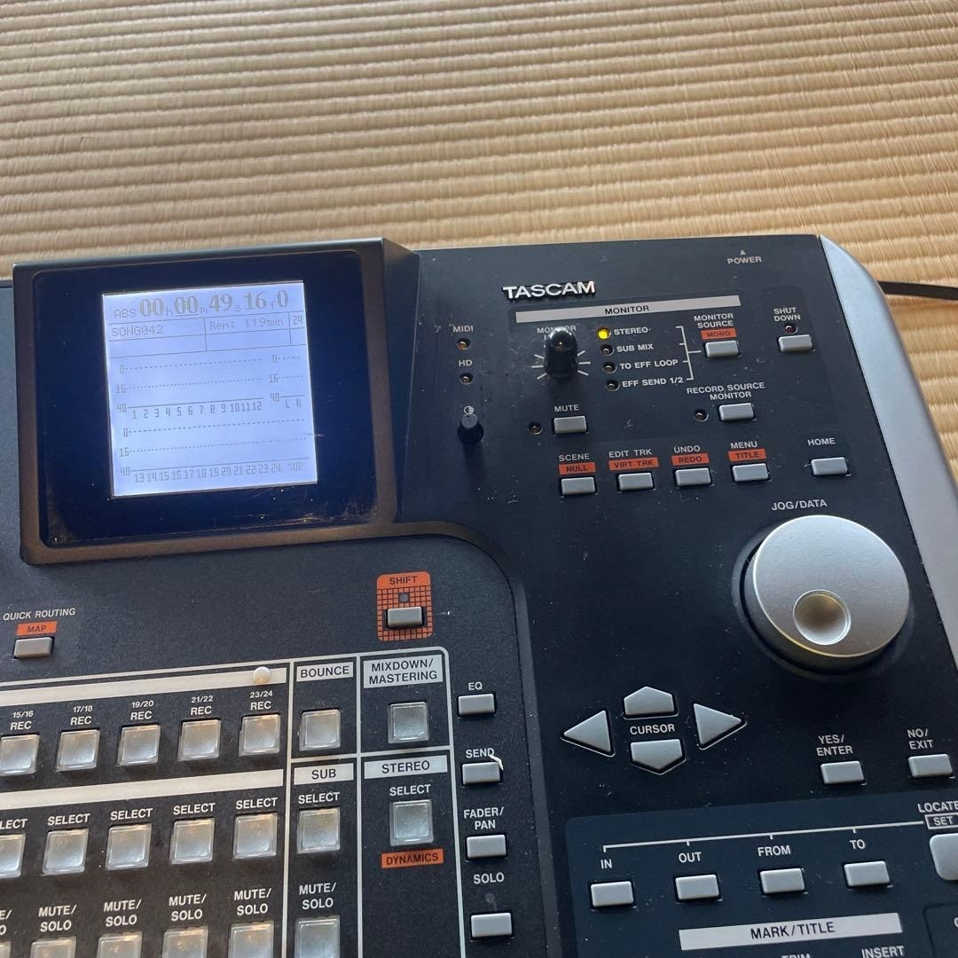 TASCAM 2488neo Digital Portastudio 24-track/24-bit CD/RW Recorder