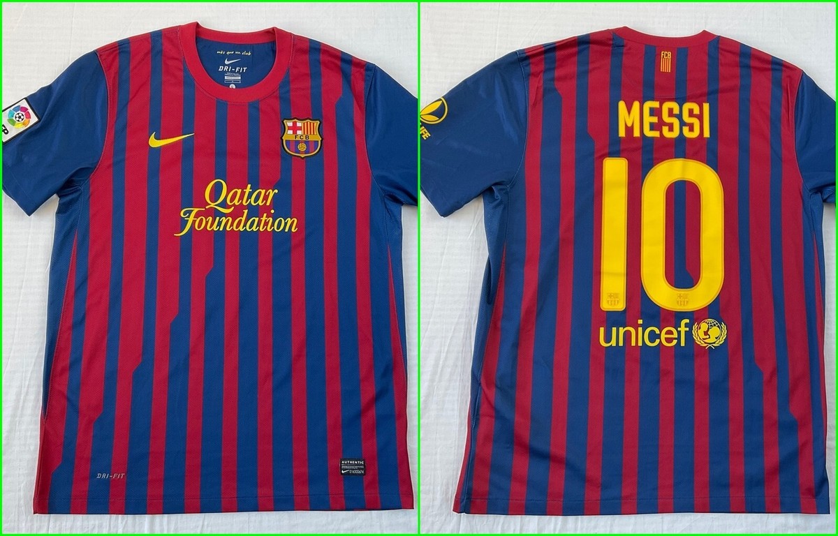 Nike LIONEL MESSI #10 FC Barcelona 2011 2012 Home Football Shirt