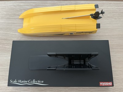 Super Rare Kyosho MINI-Z Racer ASC CATAMARAN Boat Lamborghini C-1