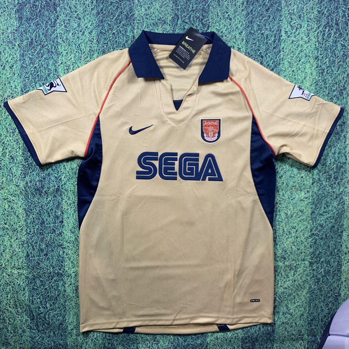 Thierry Henry Arsenal 2001/2002 Away Jersey - Retro Jersey - Mens