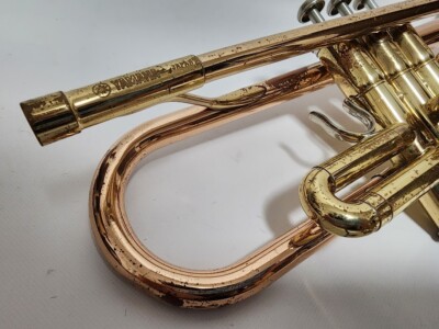 ヤマハYTR-333 トランペット ケース付き YAMAHA YTR-333 Trumpet Red