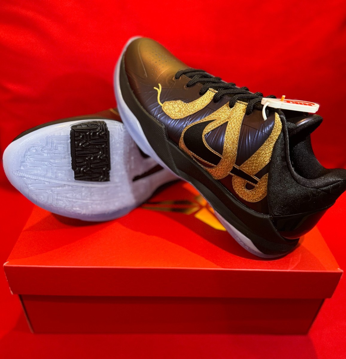 US MENS SIZE 10 - Nike Kobe 5 Protro 