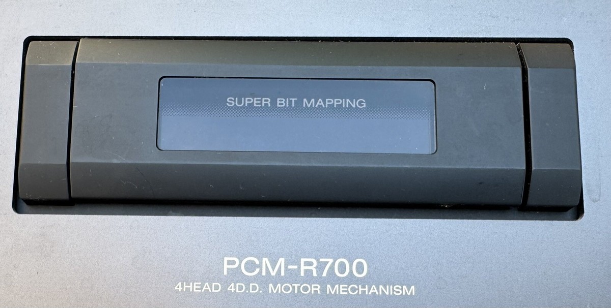 SONY PCM-R700 Digital Audio Tape DAT Rack and Remote fully