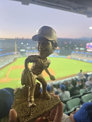 球場限定】Clayton Kershaw 3000奪三振 記念 ボブルヘッド 球場限定