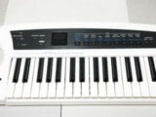 Excellent]Roland AX-Synth 49-Key White Shoulder Keyboard Power