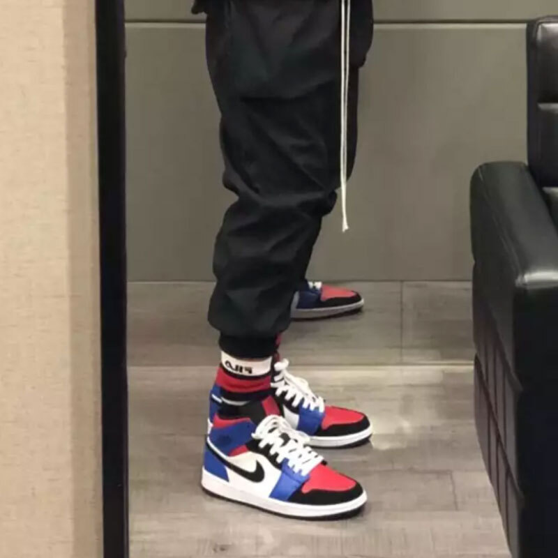 Nike Mens Air Jordan 1 AJ1 Mid Multicolor Basketball Shoes