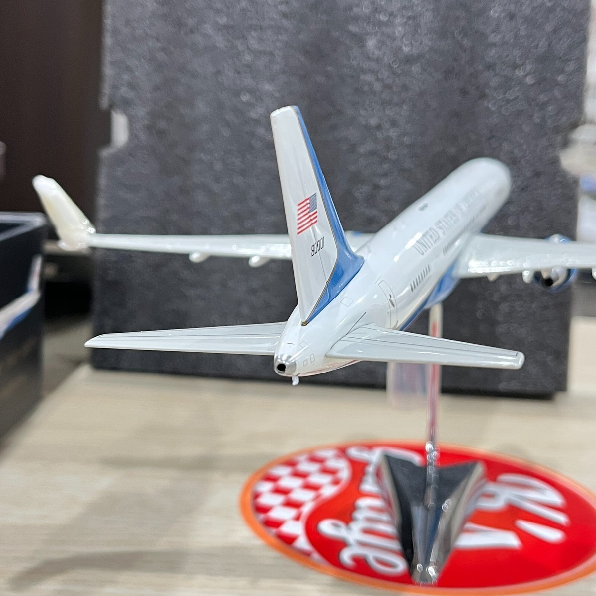 Boeing VC-32A 1/200 モデルプレーン Boeing VC-32A 1/200 モデルプレーン