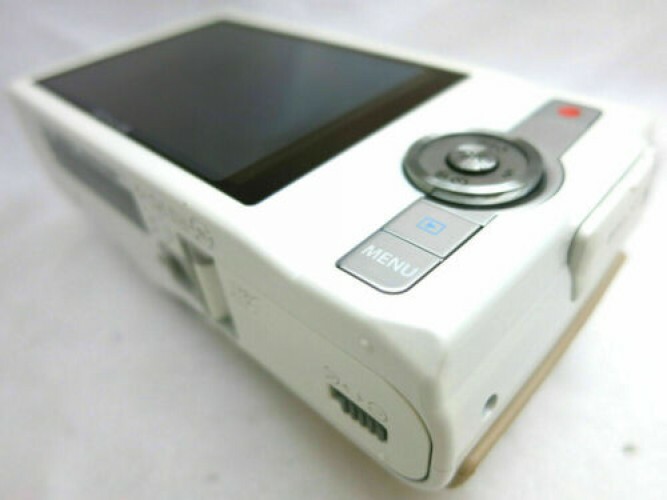Olympus Stylus SH-60 Point & Shoot digital camera *White *superb