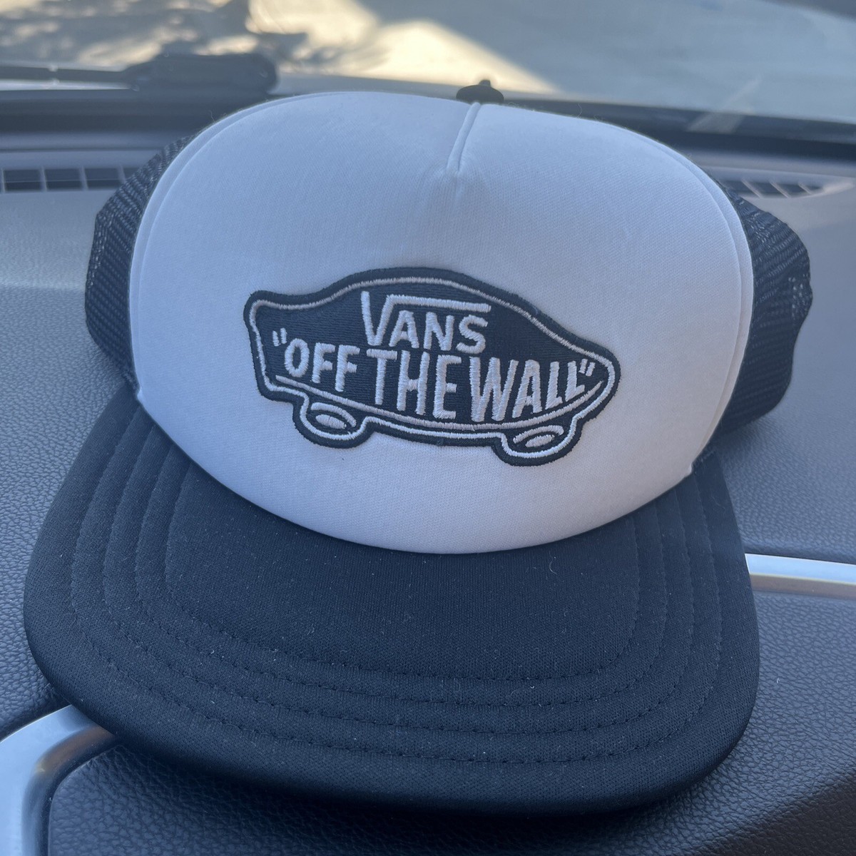 VANS Classic Patch Trucker Snapback Hat Cap Black & White Unisex