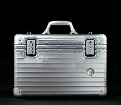 Rimowa Lufthansa 29L Silver pilot case Suitcases 940.31 | eBay