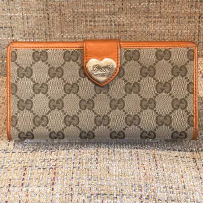 GUCCI GG Monogram Canvas & Leather Heart Clasp Full Length