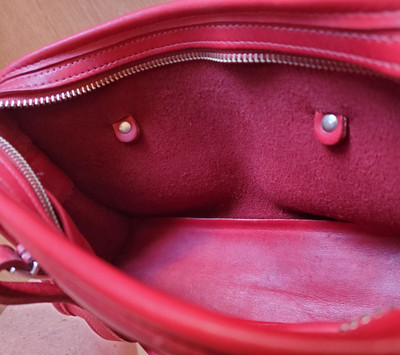 Coach Swing Zip 9051 Vintage Shoulder Bag Glovetanned Cowhide