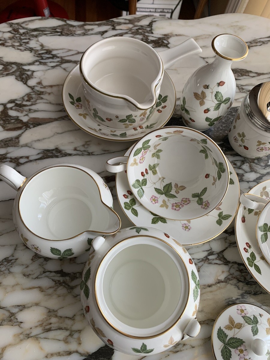 wedgwood wild strawberry bone china | eBay
