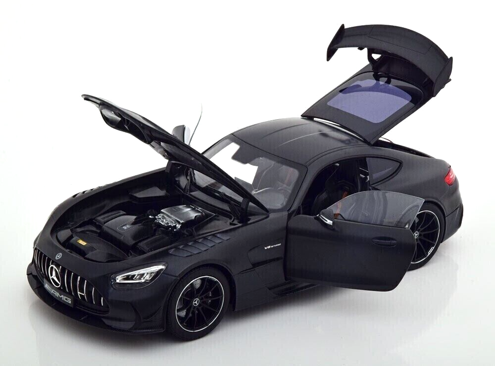 1/18 Mercedes AMG GT Black Series 2021 Model by Norev B66960598