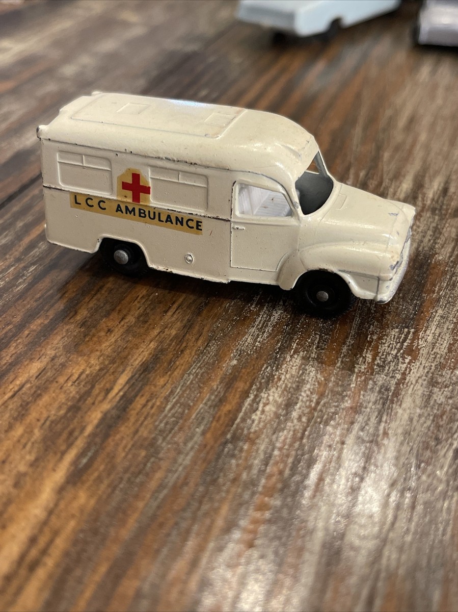 MATCHBOX LESNEY No 14 LOMAS AMBULANCE | eBay