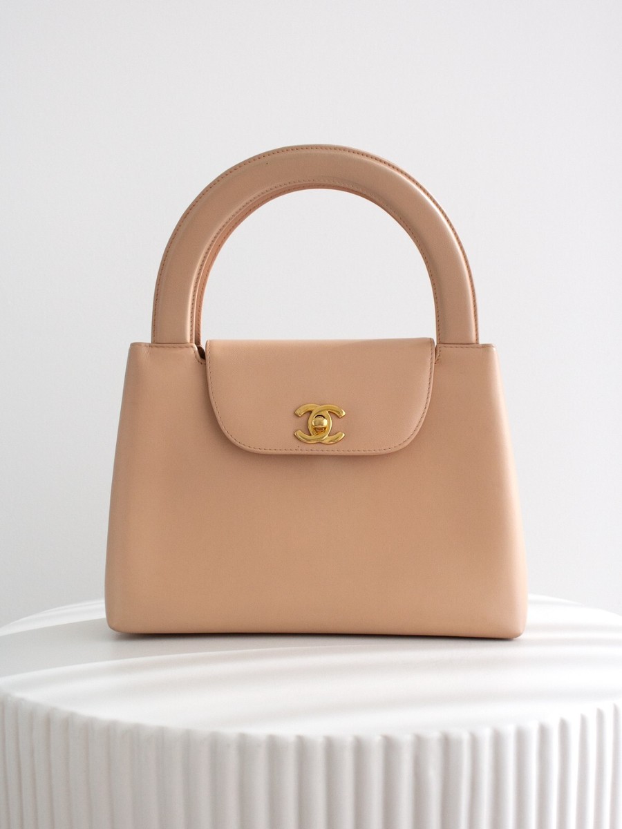 Chanel Vintage 1998 Kelly Pink Nude Lambskin 24K Gold Top Handle