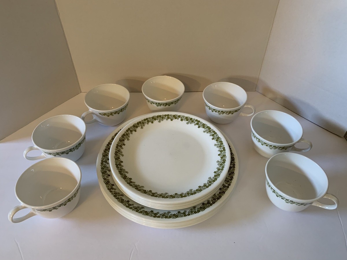 Corelle SPRING BLOSSOM CRAZY DAISY Green Flowers 26-Pc Set