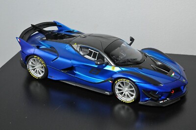 Tomica Presents BBurago Signature Series 1 / 18 FXX-K EVO Special