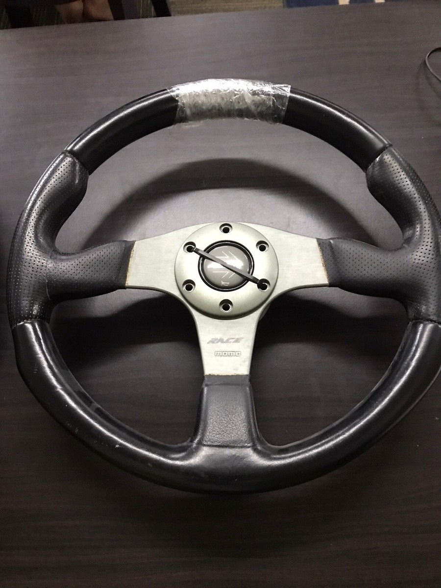 MOMO RACE モモレース ハンドルD32 &ノーブランド ハンドル 中古品
