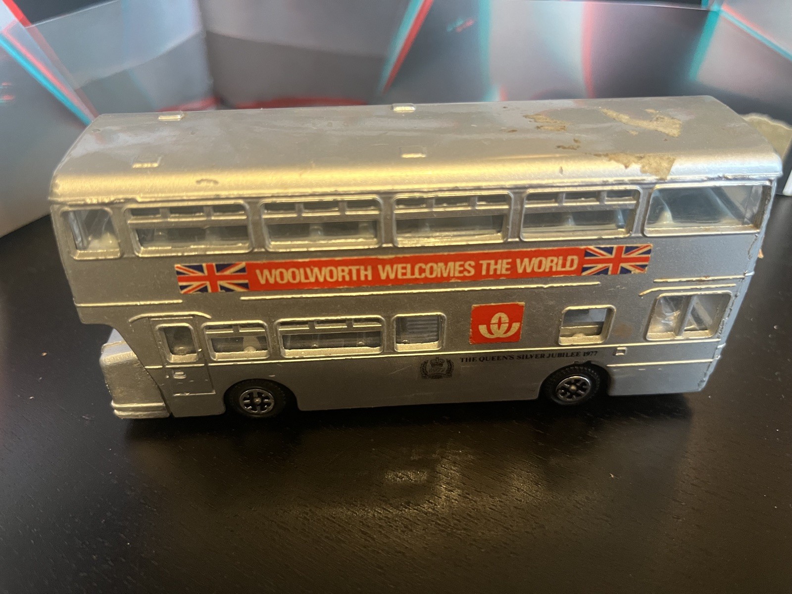 Dinky 297, Silver Jubilee Bus - Free Price Guide & Review