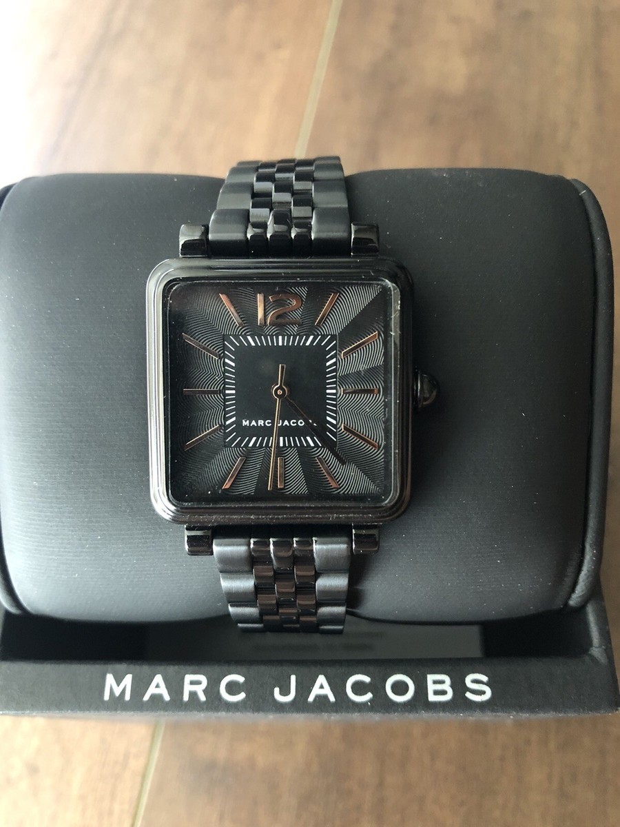 BLACK FRIDAY SALE New In Box Marc Jacobs VIC Ladies Watch MJ3518