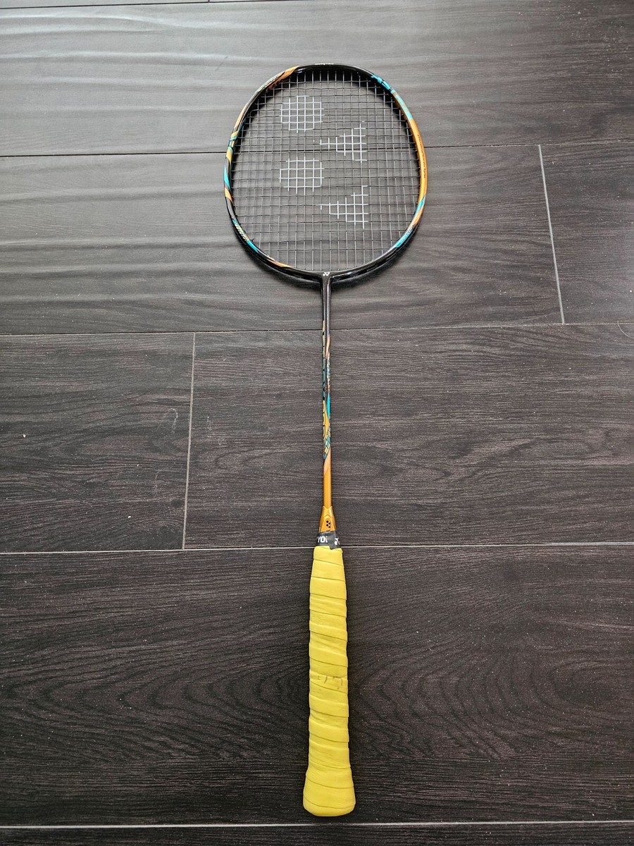 Yonex astrox 88d pro or 88s pro from Japan (with strung and anti
