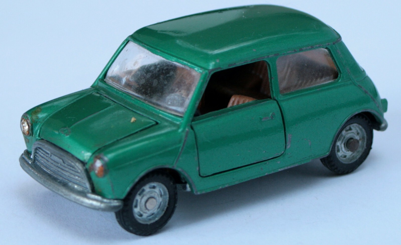 Mebetoys A28, Mini Morris - Free Price Guide & Review