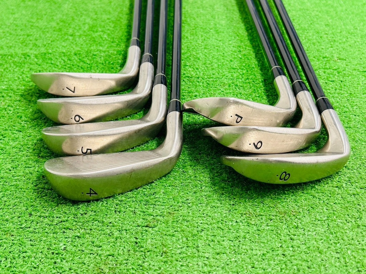 PRGR TR-X model 910 Iron set 4-9+PW RH M-40 060 Spec Graphite