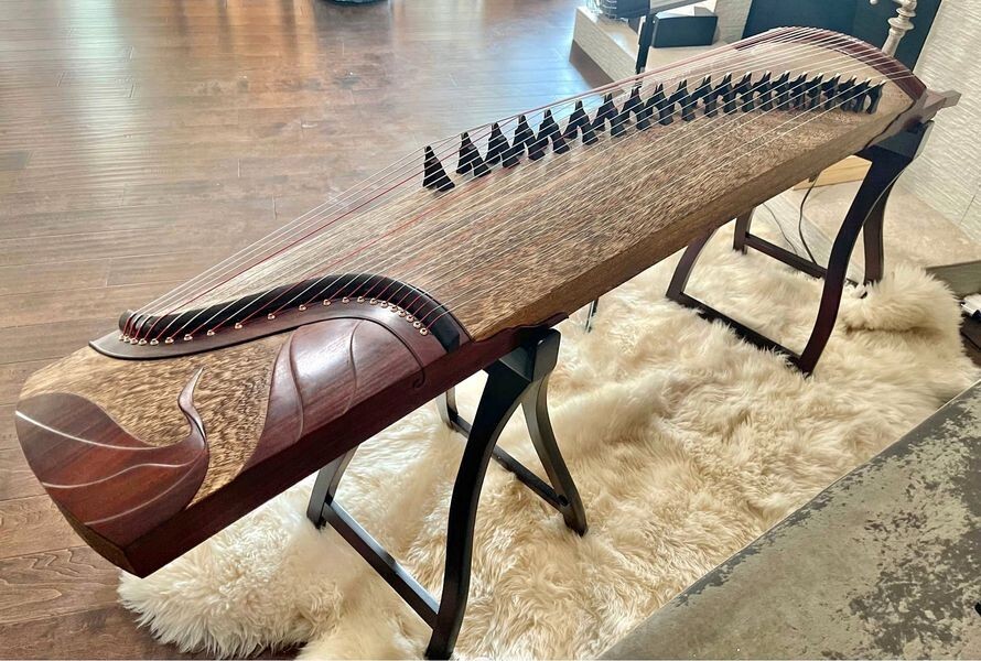 木製 筝 13本弦 花模様装飾 木製 筝 13弦 和風装飾 木製 筝