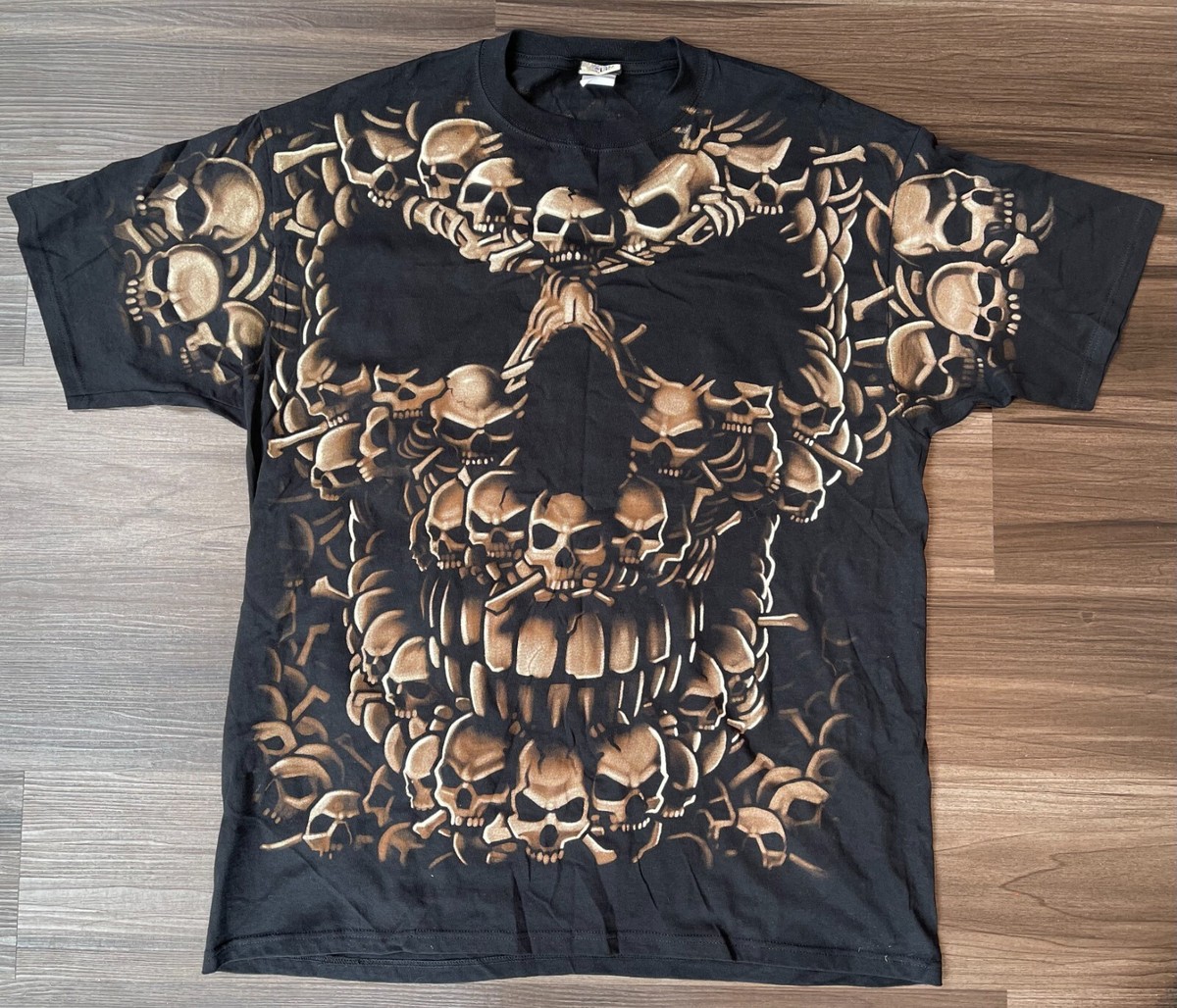 VTG LIQUID BLUE SKULLS T SHIRT 2006 2XL All Over Print Rare Travis