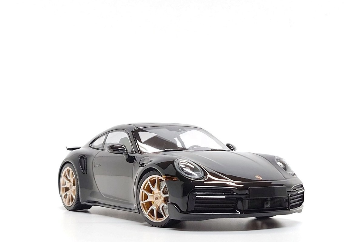 Minichamps 1:18 Porsche 911 Turbo S (992) Sport Design in Black | eBay