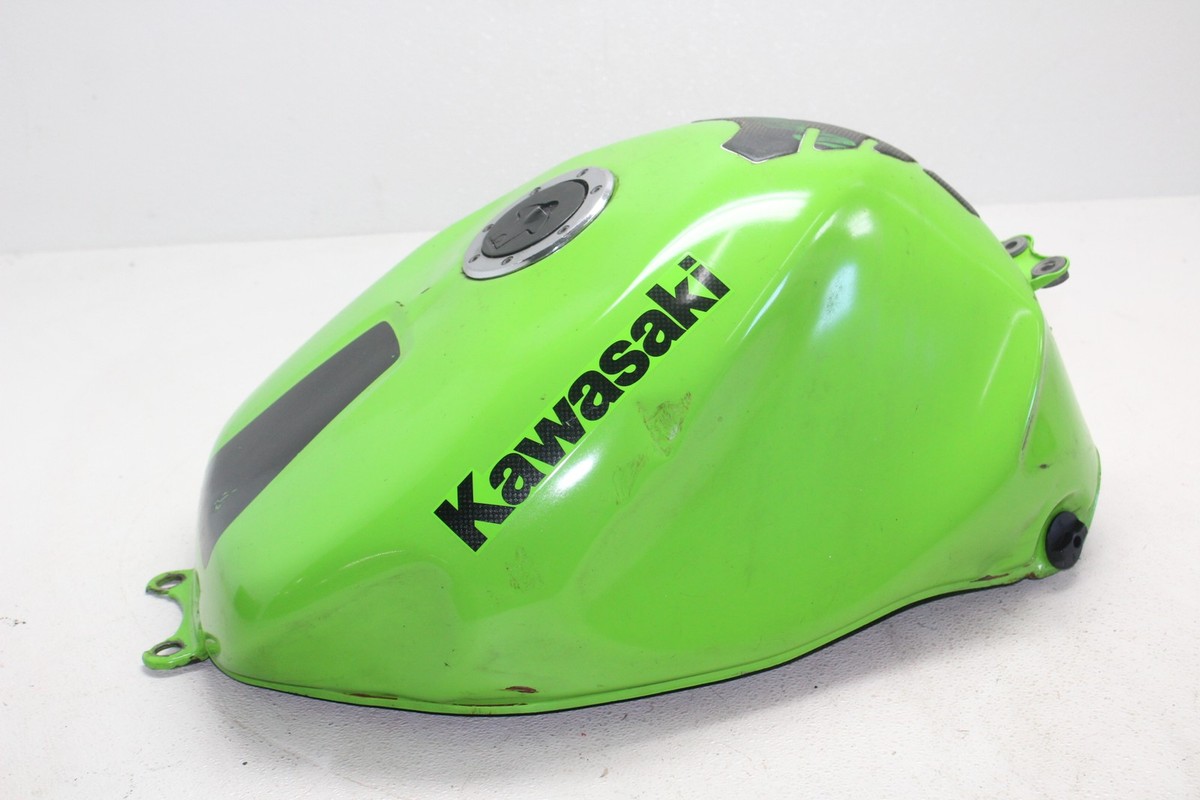 1996-2003 KAWASAKI NINJA ZX7R ZX-7R GAS TANK FUEL CELL PETROL