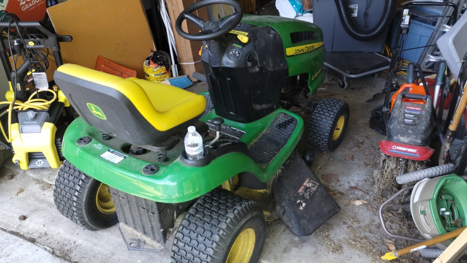 John Deere LA105 Lawn Tractor (plus leaf collection add on) | eBay