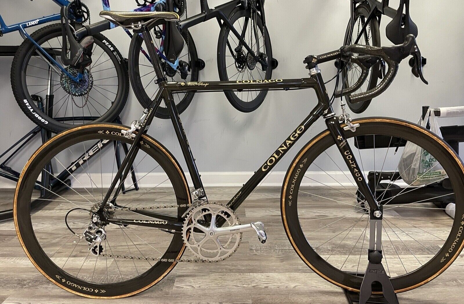 Colnago C40 シャマルウルトラゴールドホイール付き Colnago C40