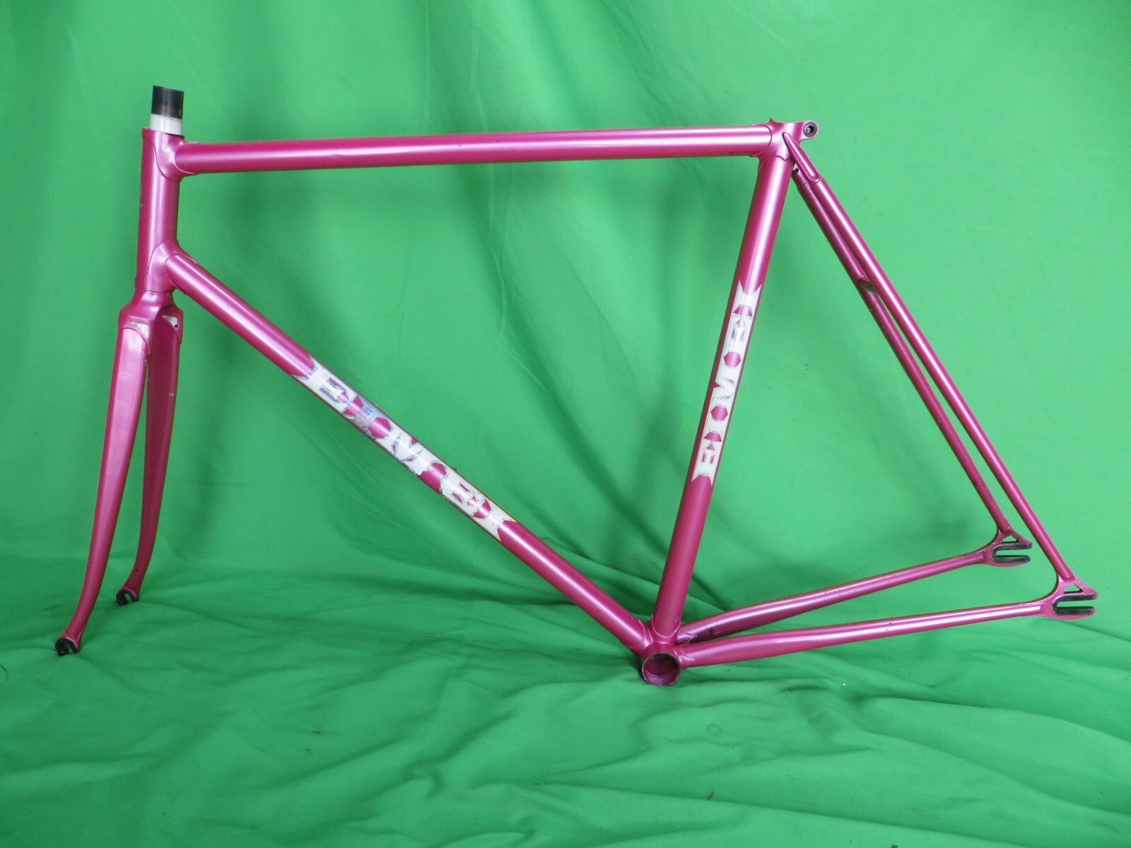 ピスト 競輪 リヤホイール 車輪 X-KEYMET(KINLIN) ピンク 25mm 車
