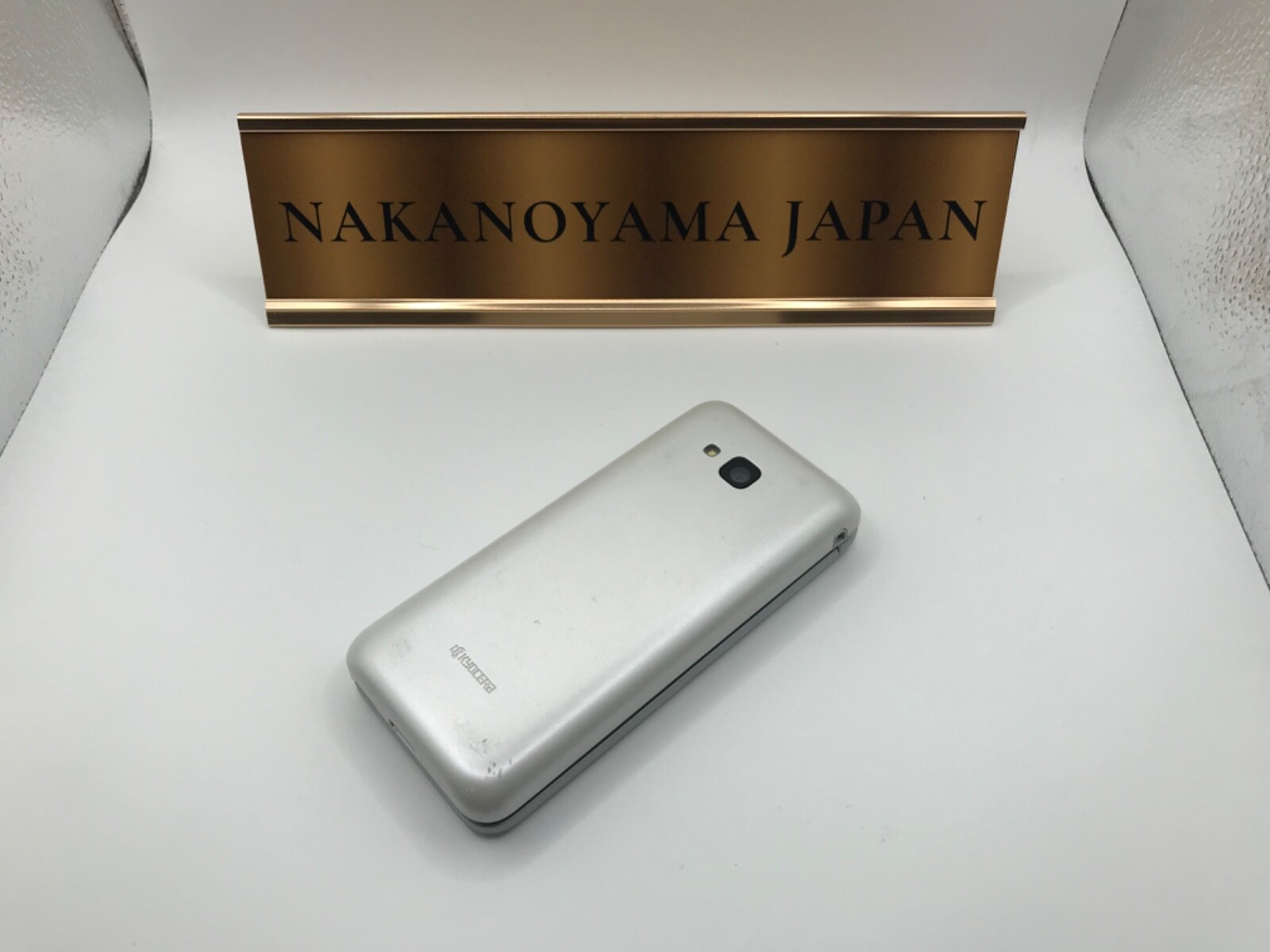 KYOCERA GRATINA 4G KYF39 Android Flip Phone Keitai White digno