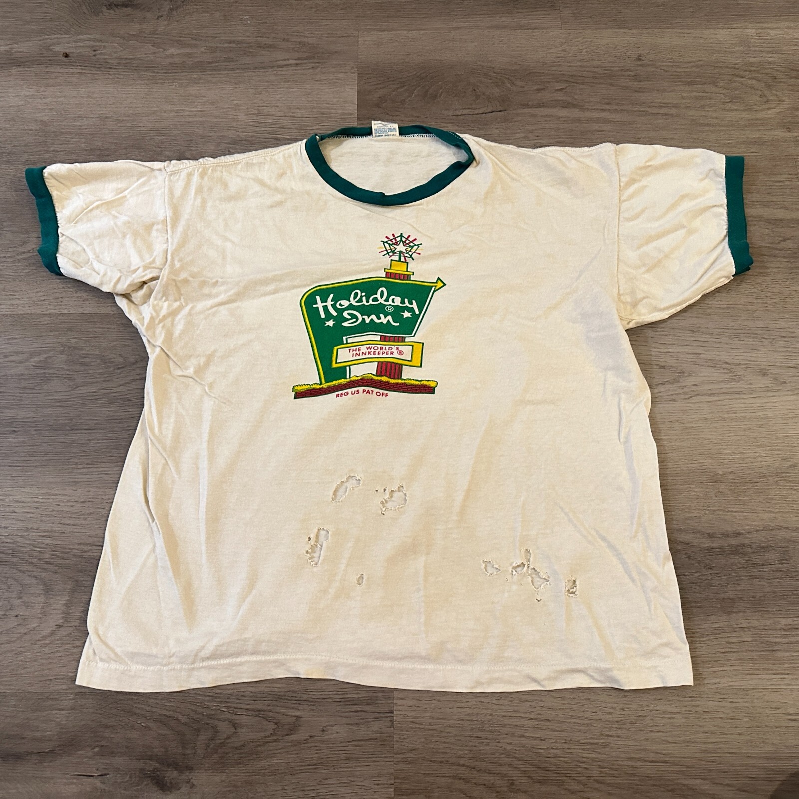 VTG T Shirt Holiday Inn - World's Innkeeper - 80s? 90s