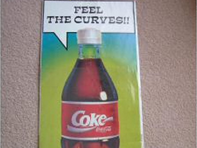 性的なイメージが隠されているとしてリコールされたコーラのポスター