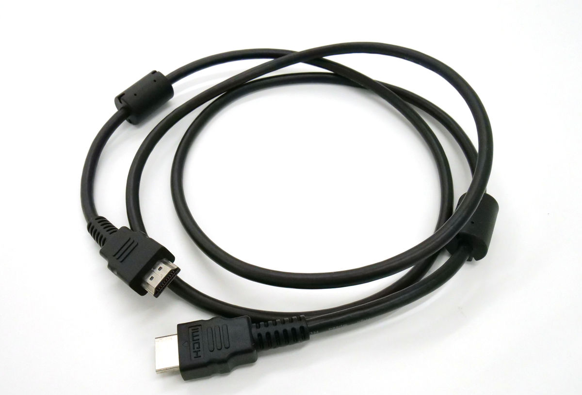 大型テレビ・プロジェクター・スピーカーが1台に収まる「popIn Aladdin