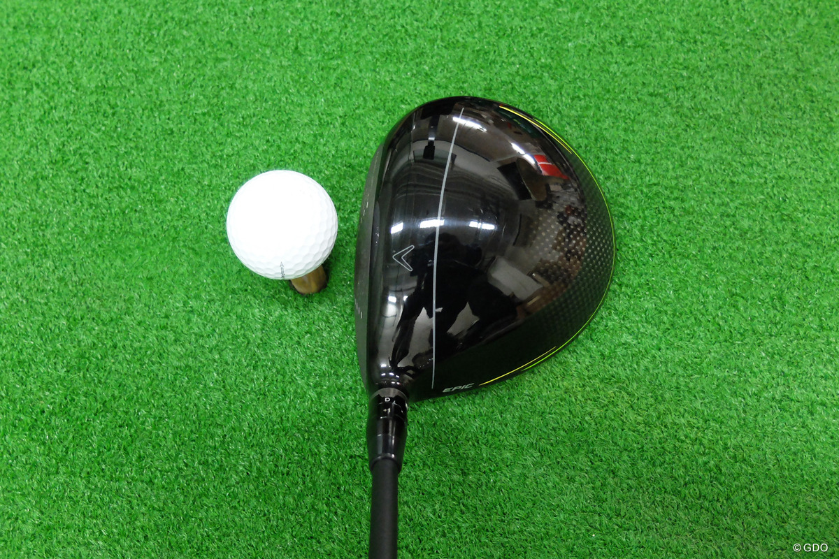 構えてみると？ 強烈な弾きと低スピン 操作性も良い「キャロウェイ