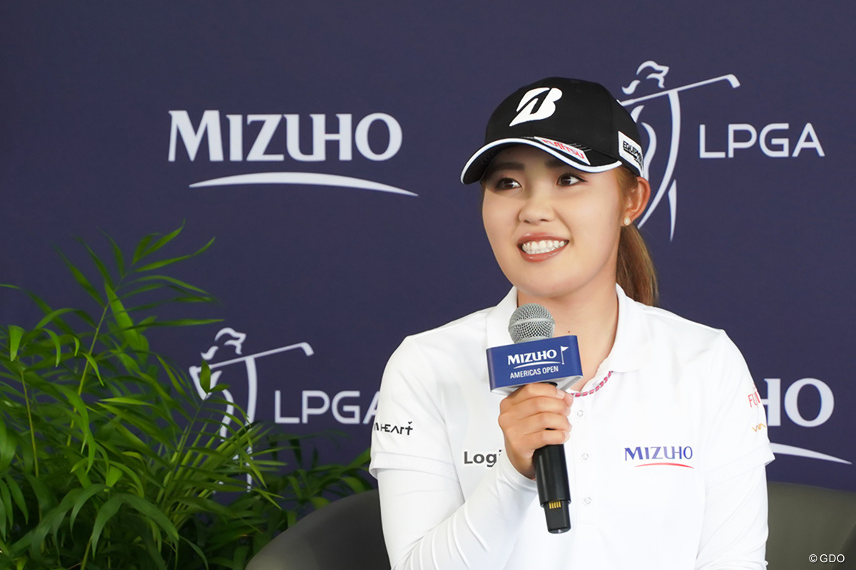 スポンサー大会で目指す1位 古江彩佳はコーチの父とスイング修正