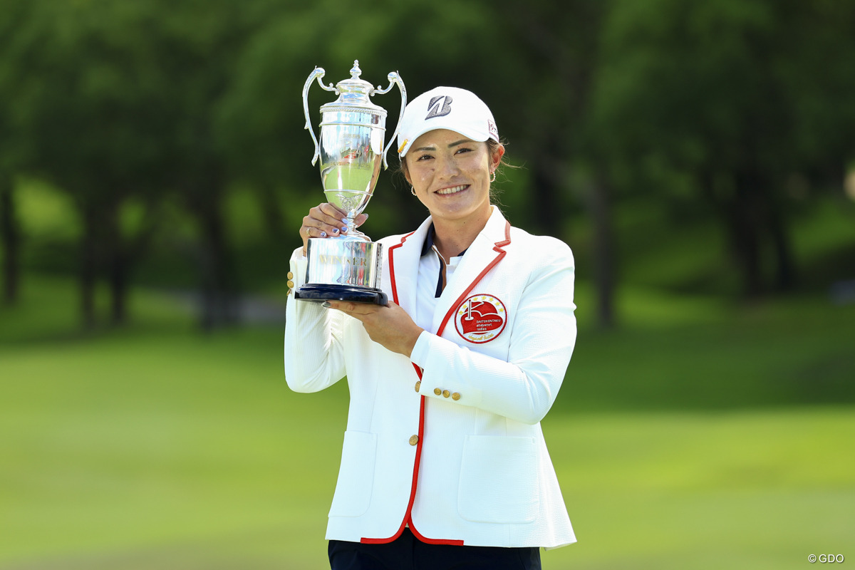 396662.jpg?maxwidth=600&