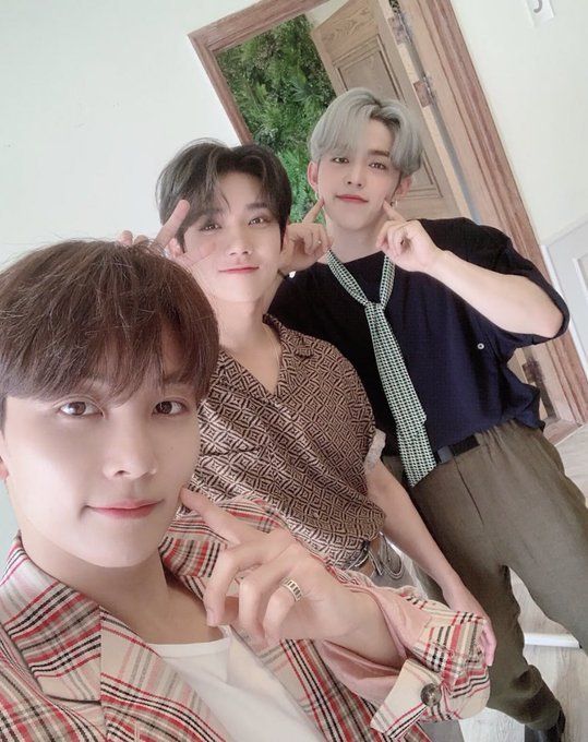 95line」のアイデア 13 件 | ジスハン, クオズ, seventeen ジョシュア