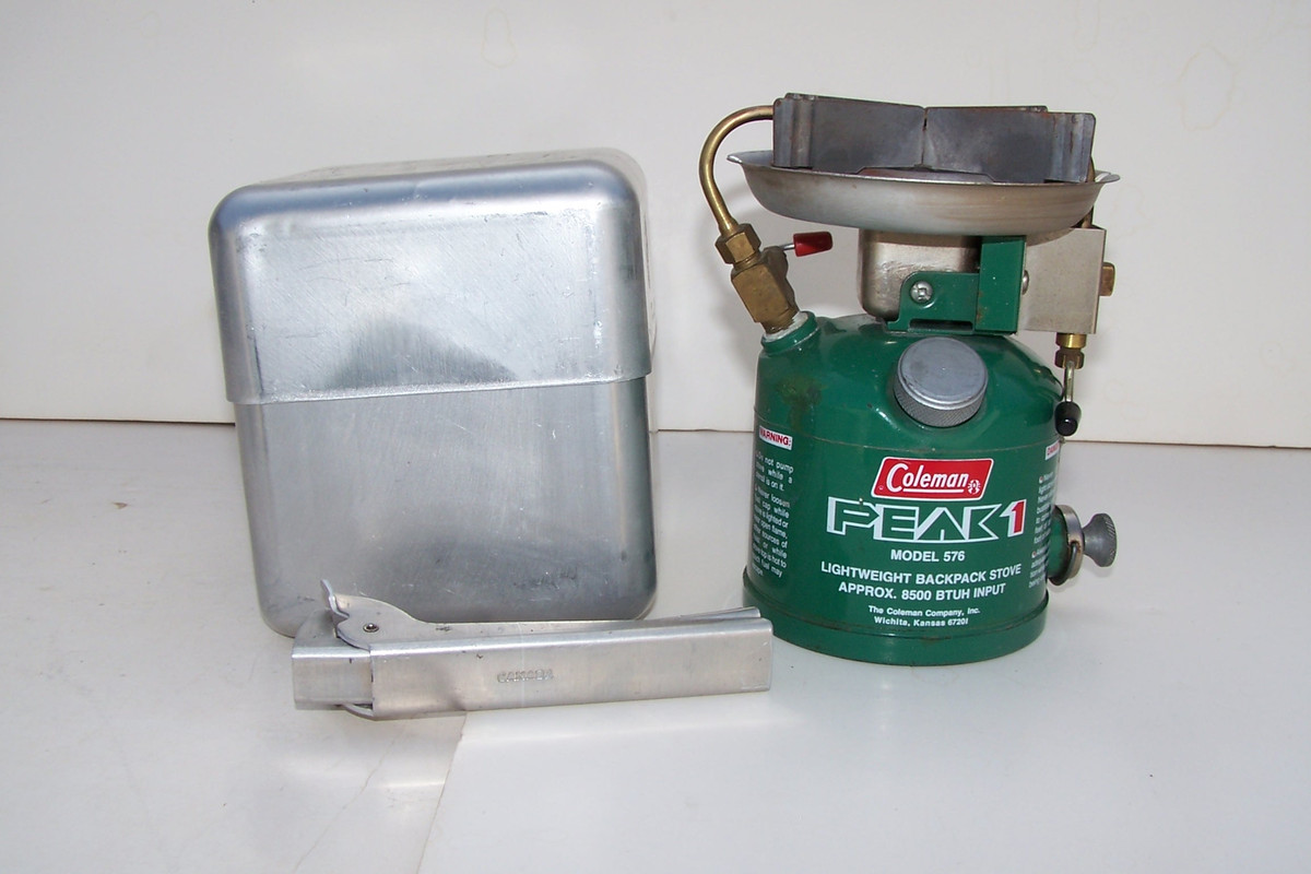 Coleman 576 Peak1 w/ case 1-77 - The Coleman Collectors Forum