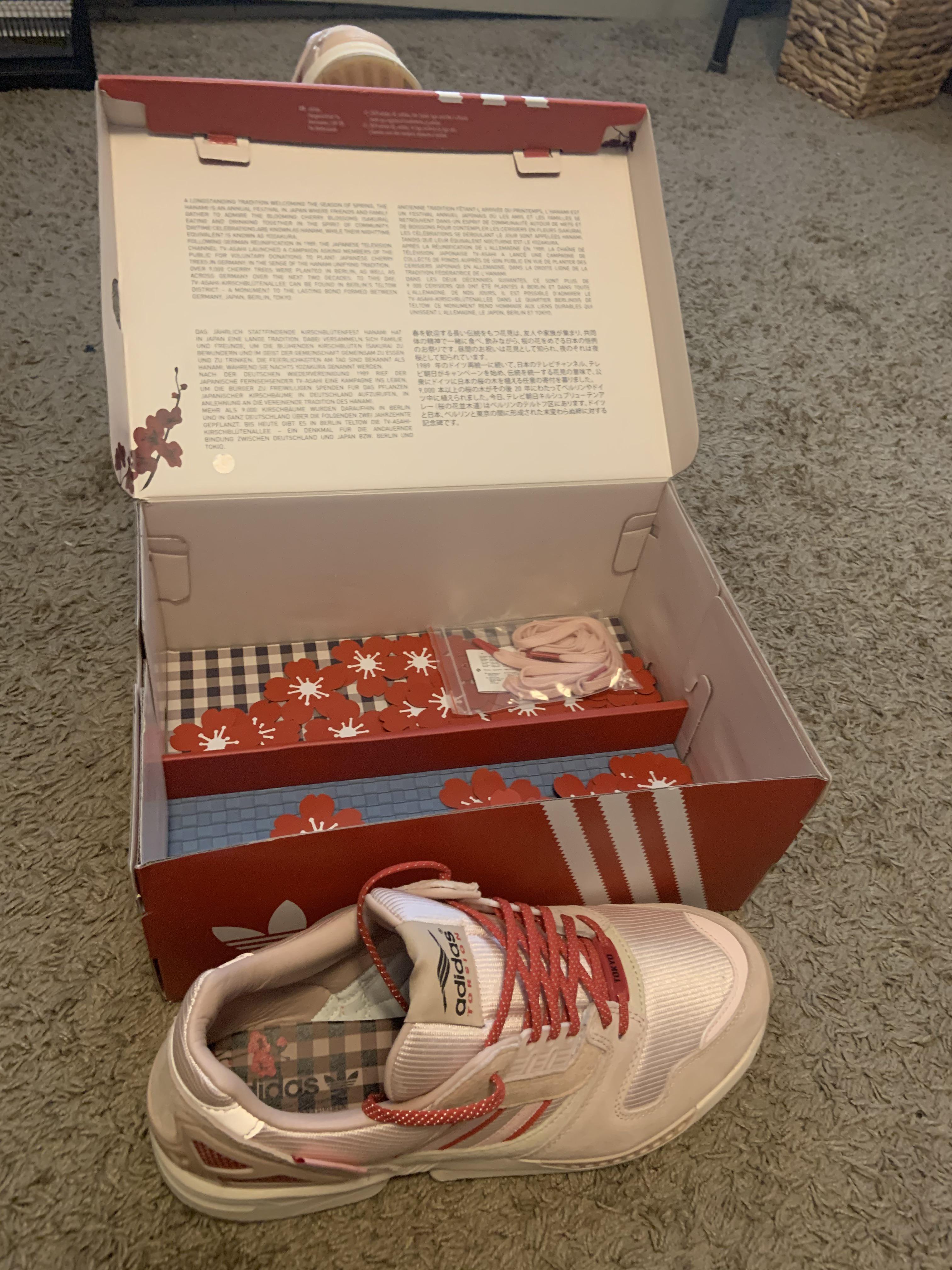 Adidas ZX-8000 Hanami Pink. Details, materials and packaging all