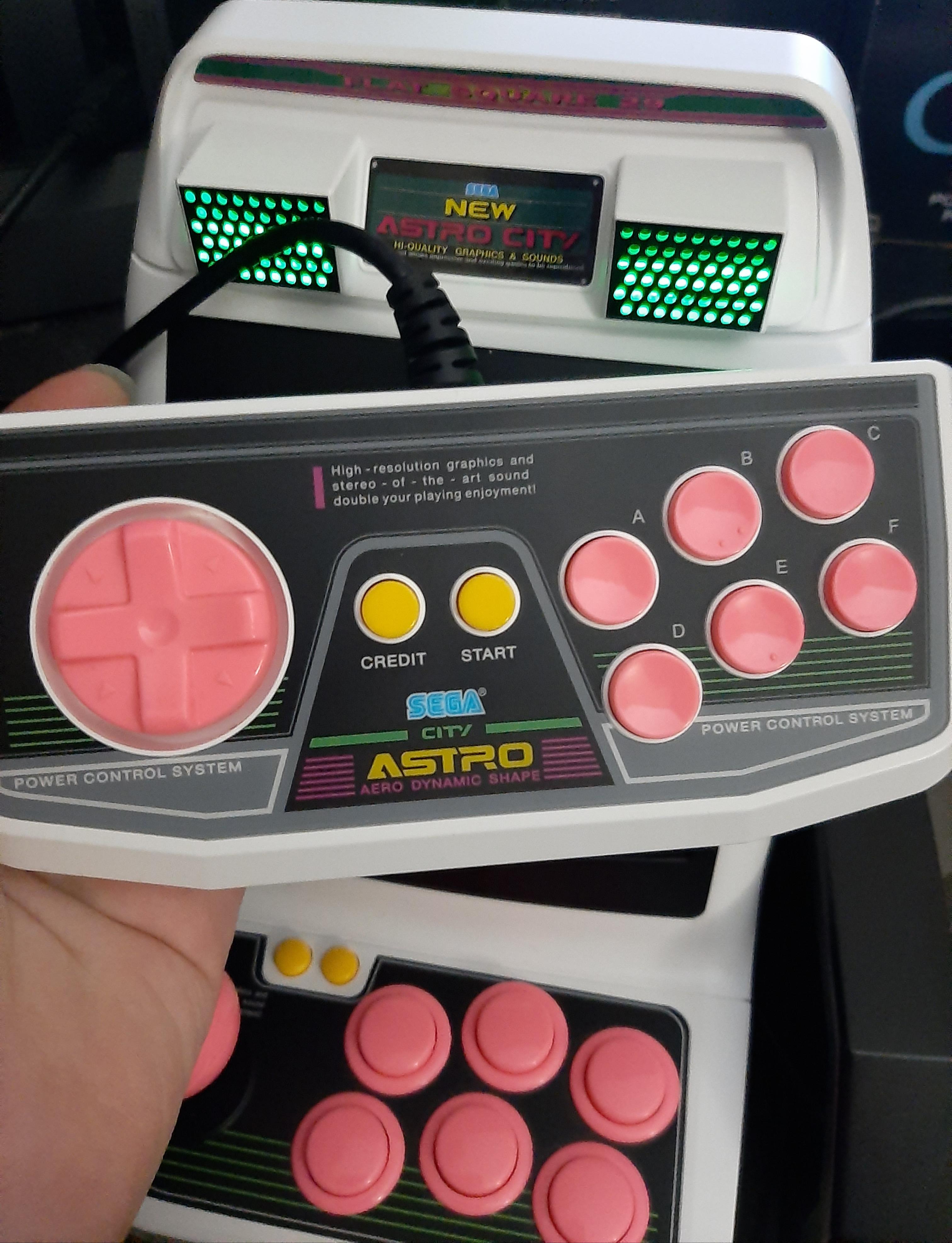 Here is what the pink Astro City Mini looks like : r/SEGA