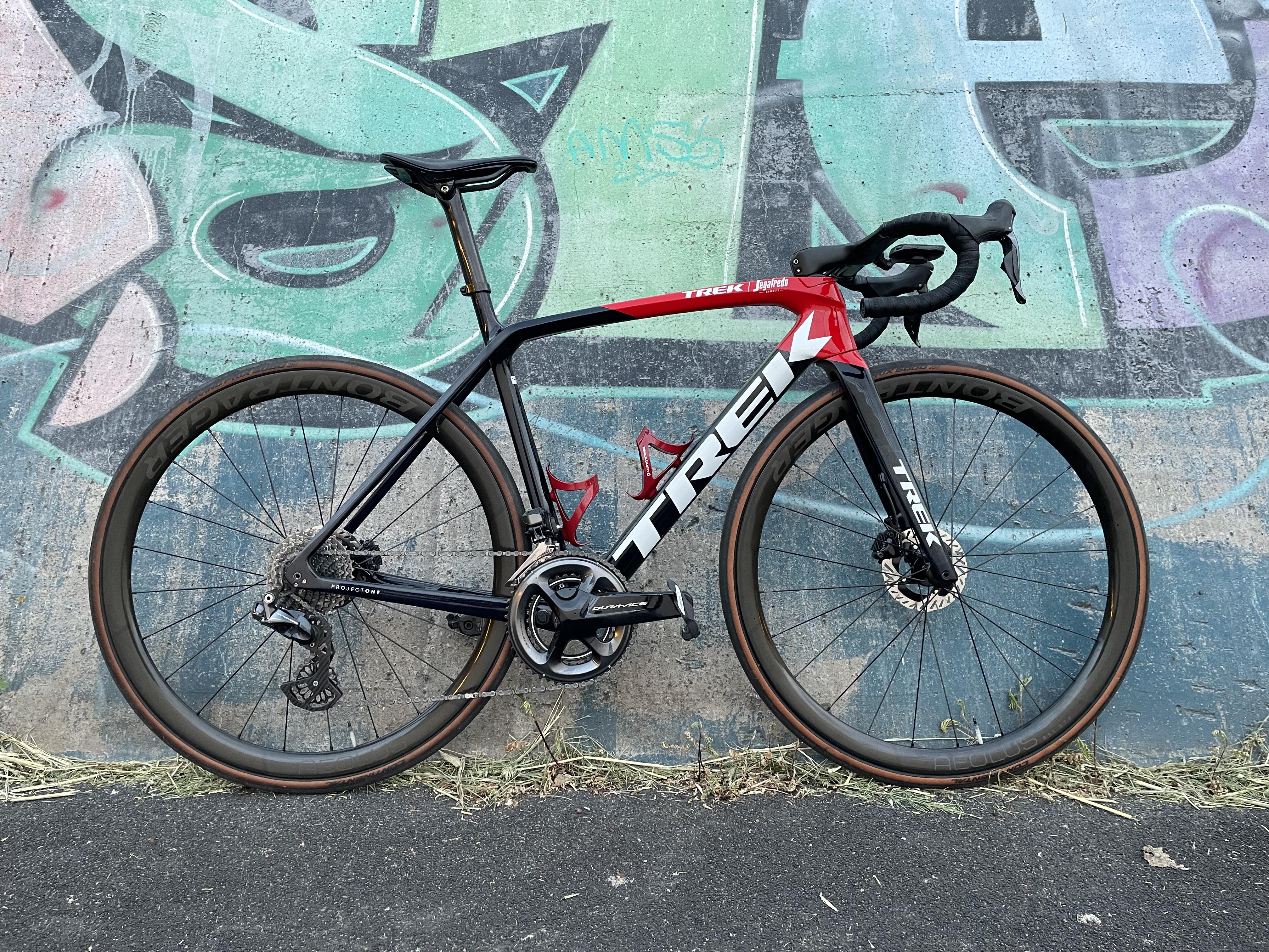 Trek Emonda SLR9 full Dura Ace Di2 build, <7kg. : r/Bikeporn