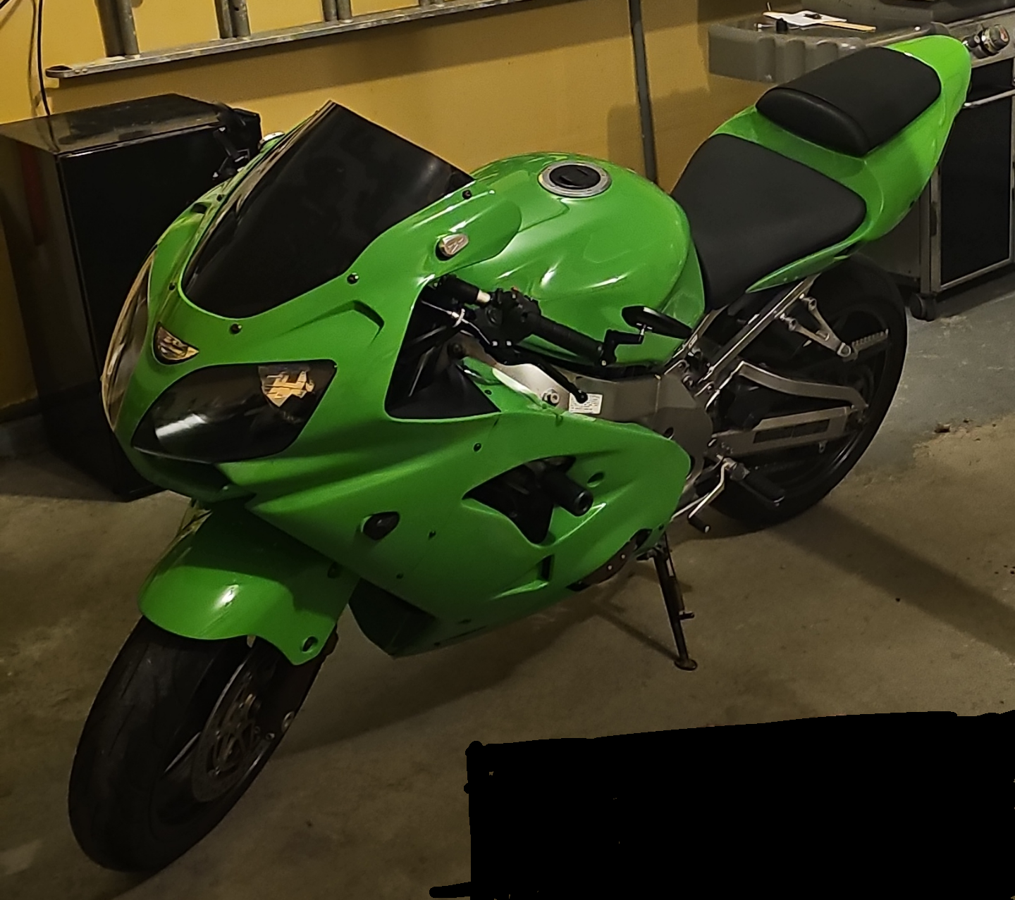 2003 ZX9R : r/Kawasaki